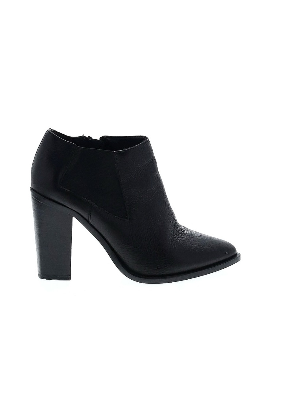 Steve Madden Black Pointed Toe Ankle Boot with Block Heel